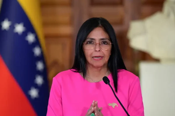 2026-01-05t181750z_1_lynxmpem0410c_rtroptp_4_venezuela-politics