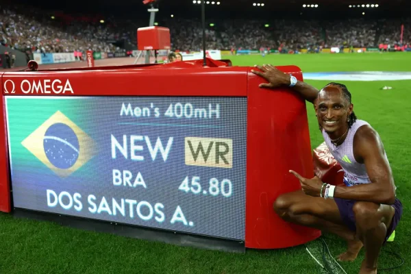 alison_dos_santos_recorde_mundial_diamond_league_2026