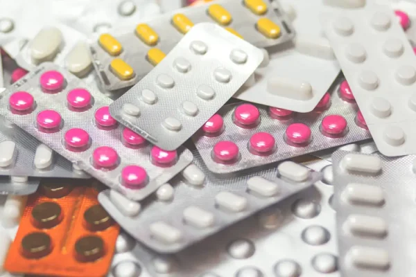 farmacia_medicamentos_01