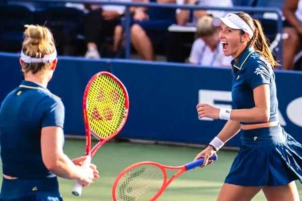 luisa_stefani_vai_as_semifinais_do_us_open_e_sobe_no_ranking_mundial